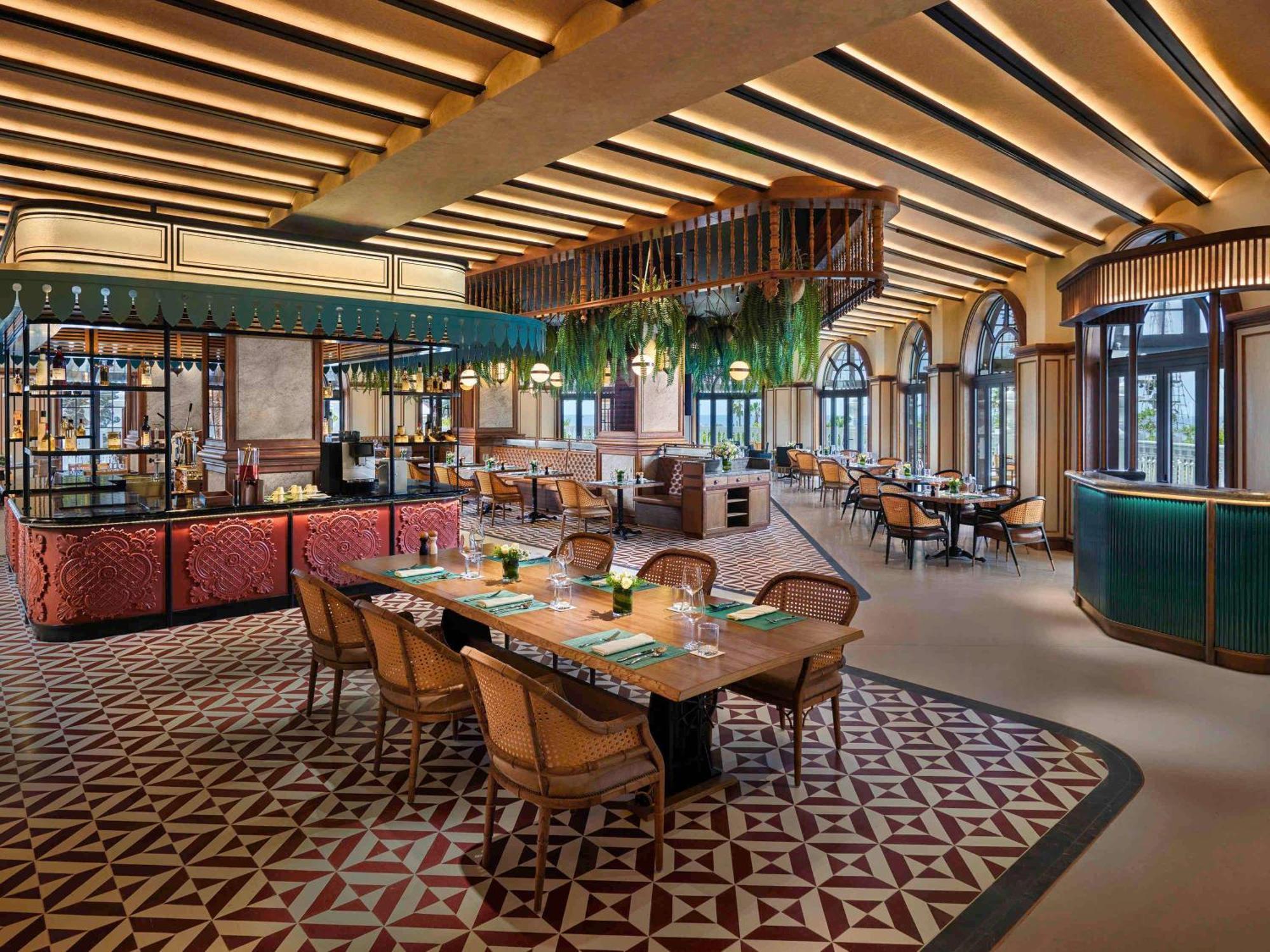 Moevenpick Resort 潘切 外观 照片