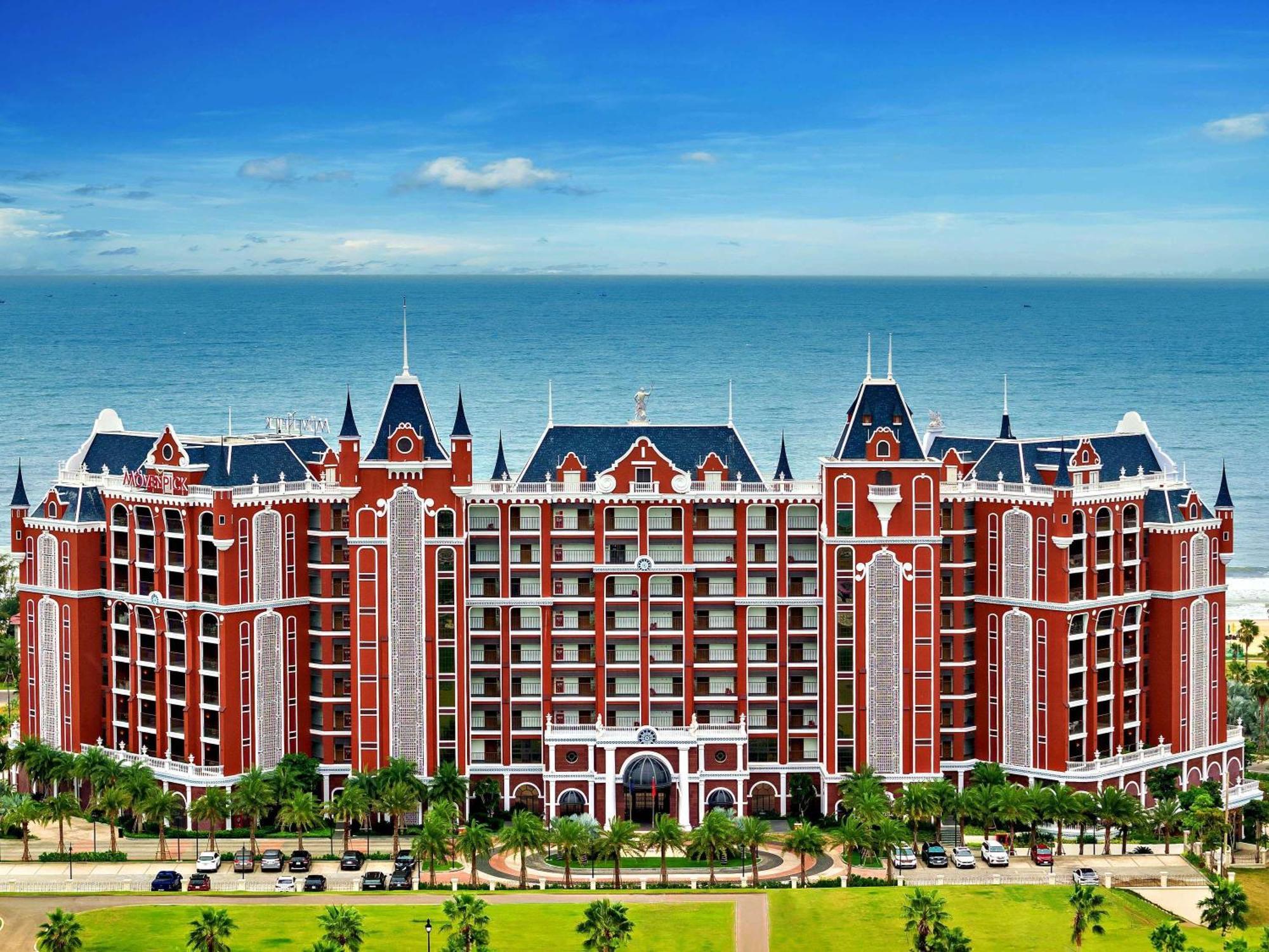 Moevenpick Resort 潘切 外观 照片